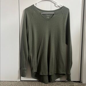American Eagle Outfitters V-Neck Sweater in Forest Green